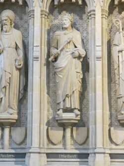810px Statue Ethelbert jube Rochester