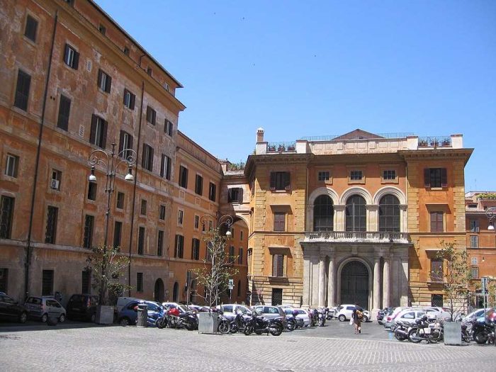 Pontifícia Universidade Gregoriana terá nova configuração administrativa 2 Instituto bilbico de Roma wikipedia