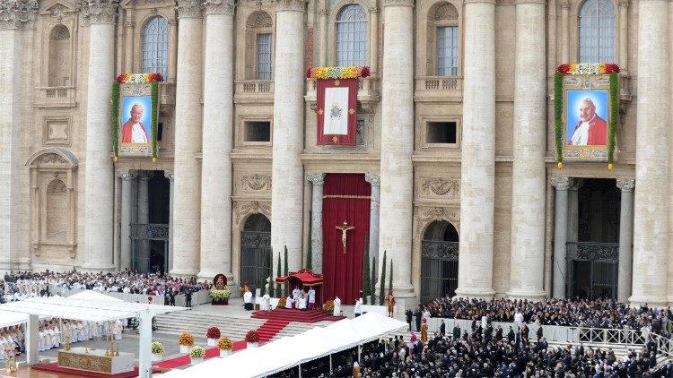 Vigília no Vaticano recorda os 19 anos da morte de São João Paulo II 4 Vigilia no Vaticano recorda os 19 anos da morte de Sao Joao Paulo II 4