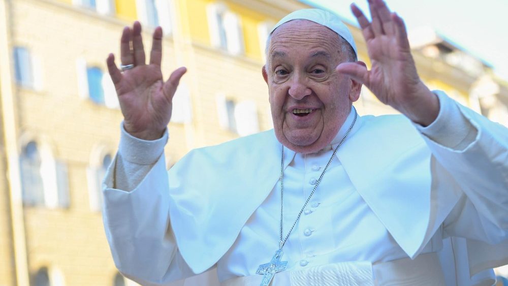 Mil crismandos de Gênova são recebidos pelo Papa no Vaticano 3 Mil crismandos de Genova sao recebidos pelo Papa no Vaticano 3