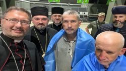 Dois sacerdotes ucranianos são libertados do cativeiro russo 1 Fotos: synod.ugcc.ua