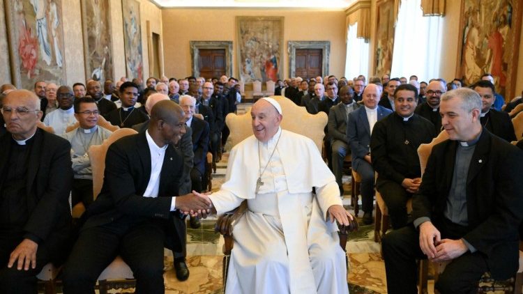 “Sem oração não se faz nada na vida religiosa e no apostolado”, assegura Papa Francisco 4 Sem oracao nao se faz nada na vida religiosa e no apostolado assegura Papa Francisco 4