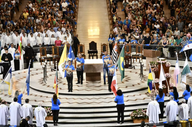 Santuário Nacional de Aparecida inicia Novena e Festa da Padroeira 2 Santuario Nacional de Aparecida inicia Novena e Festa da Padroeira 2
