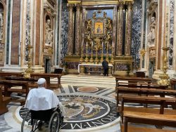 Visita surpresa do Papa Francisco à Basílica Santa Maria Maggiore 1 Foto: Basilica Papale di Santa Maria Maggiore/ Facebook